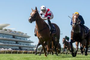 Pinstriped flies late to claim C.S. Hayes Stakes