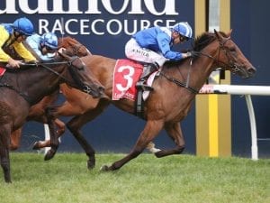 Stephen Baster to ride Enbihaar in Slipper