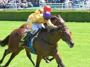 Santos and Seabrook win Slipper lead-ups