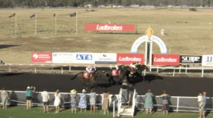 Alice Springs horse racing