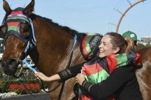 Buddy Honest win for Aleacia Bennett