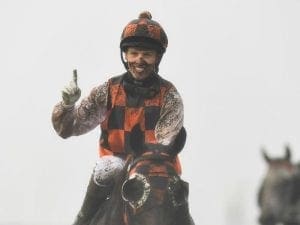 Poor visibility forces Doomben to cut last