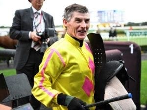 Robert Thompson lands $150k Townsville Cup