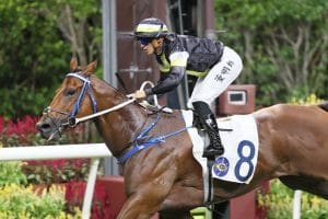 De Melo, Atzeni pounce with Happy Valley wins